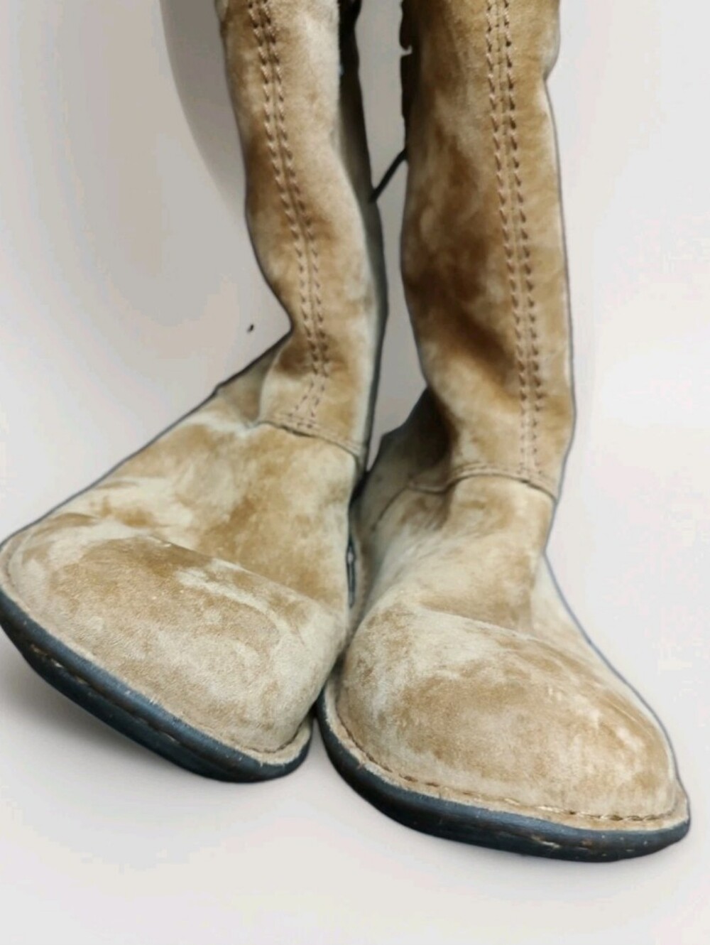 UGG Karyn Cuff Sheepskin Boots Womens Size 6.5 Tan Brown Pull Ons W/Zippers - Picture 3 of 10